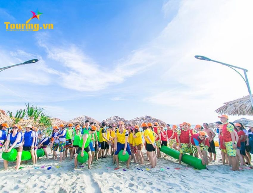 Team Buiding tại Biển Tiên Sa