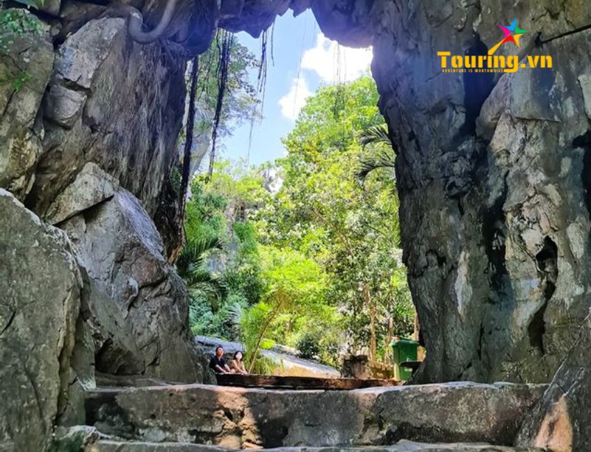 Thủy Sơn