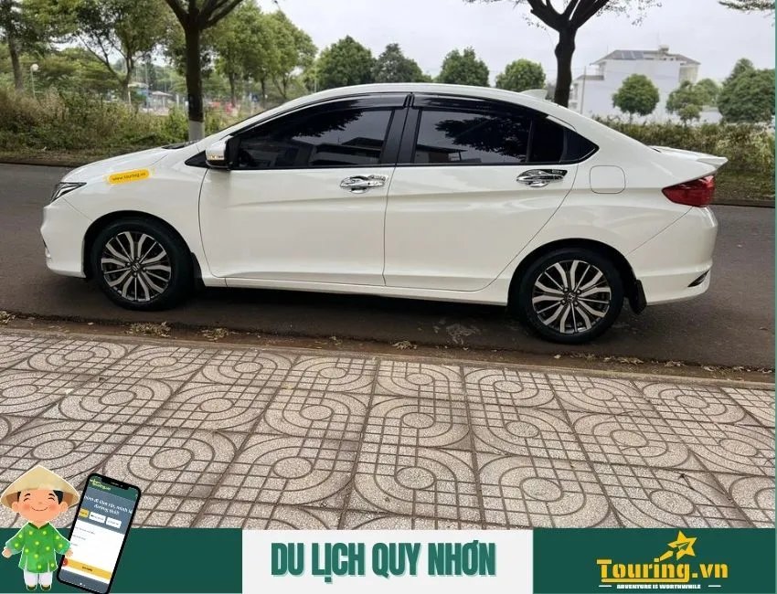 Thuê xe tự lái