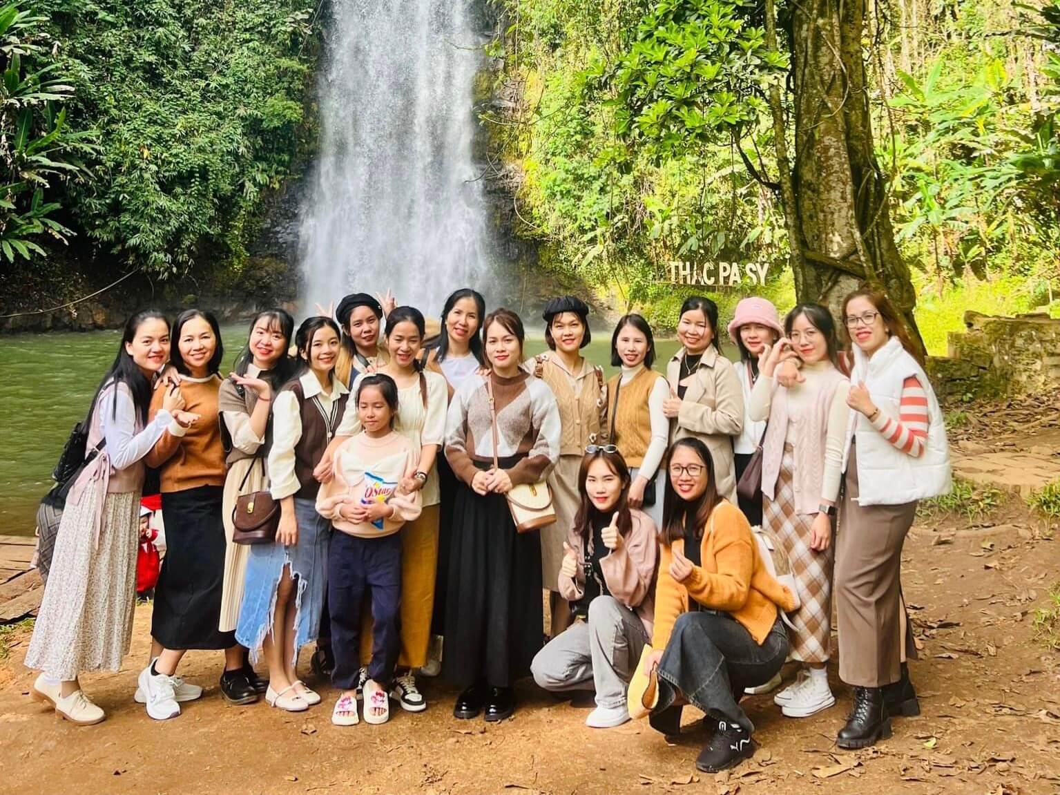 Thưởng lãm vẻ đẹp thác Pa Sỹ trong tour du lịch Gia Lai - Măng Đen 4 ngày 3 đêm
