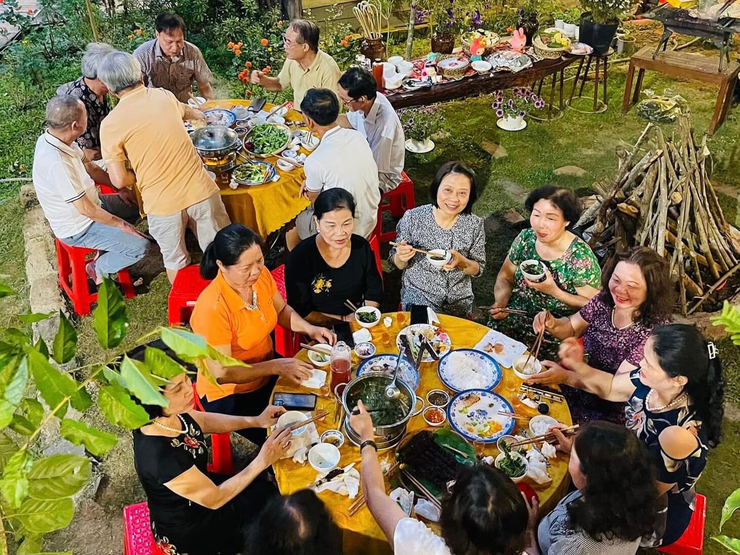 Bữa ăn trong tour dài ngày
