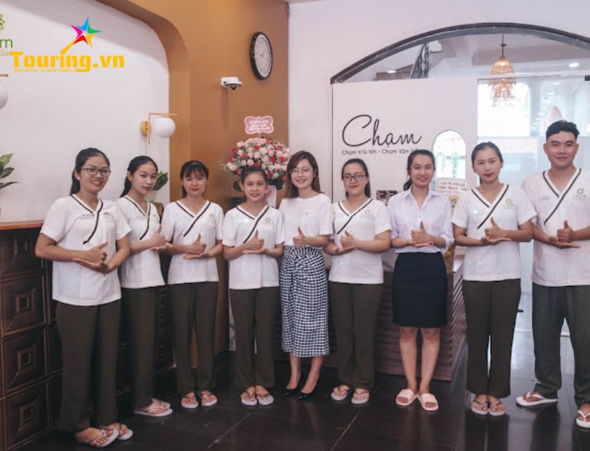 Chạm Massage & Spa