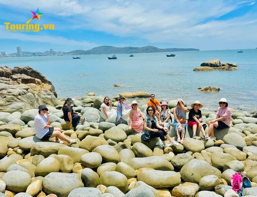 Bãi tắm Hoàng Hậu