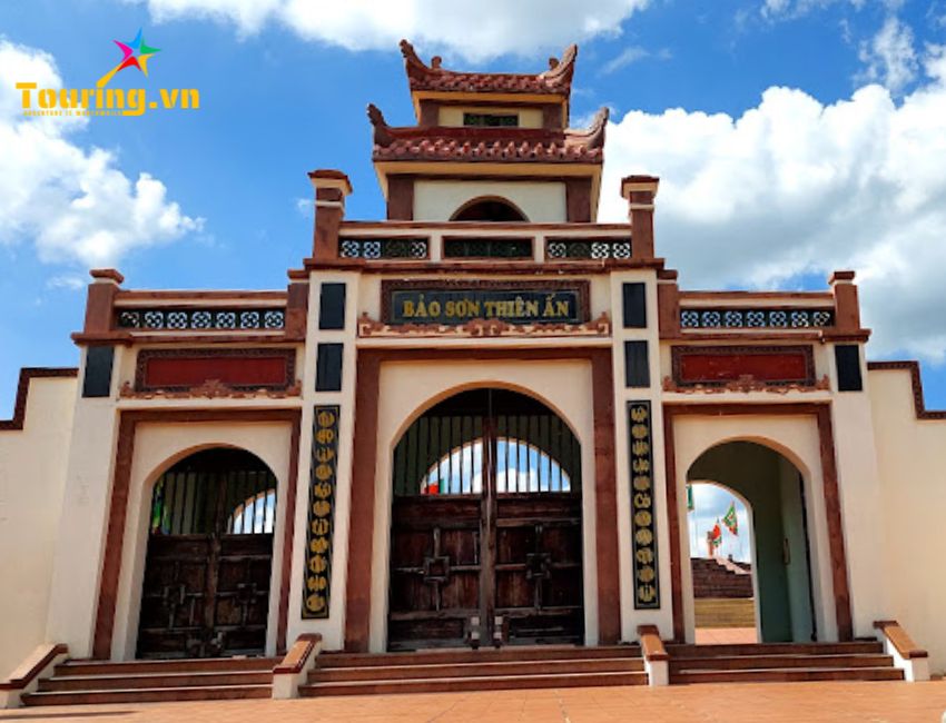 Cồng vào đàn Kính Thiên