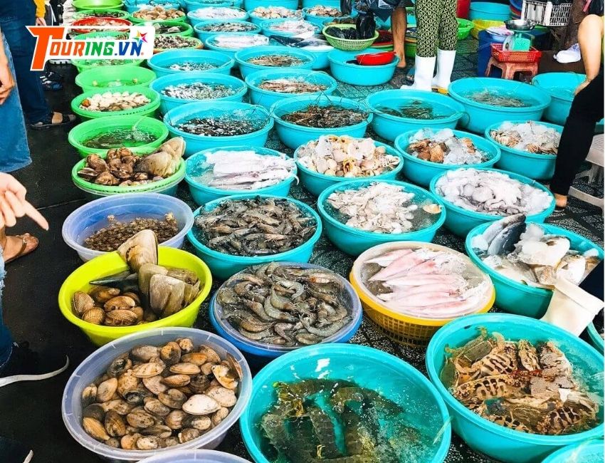 Chợ Đầm