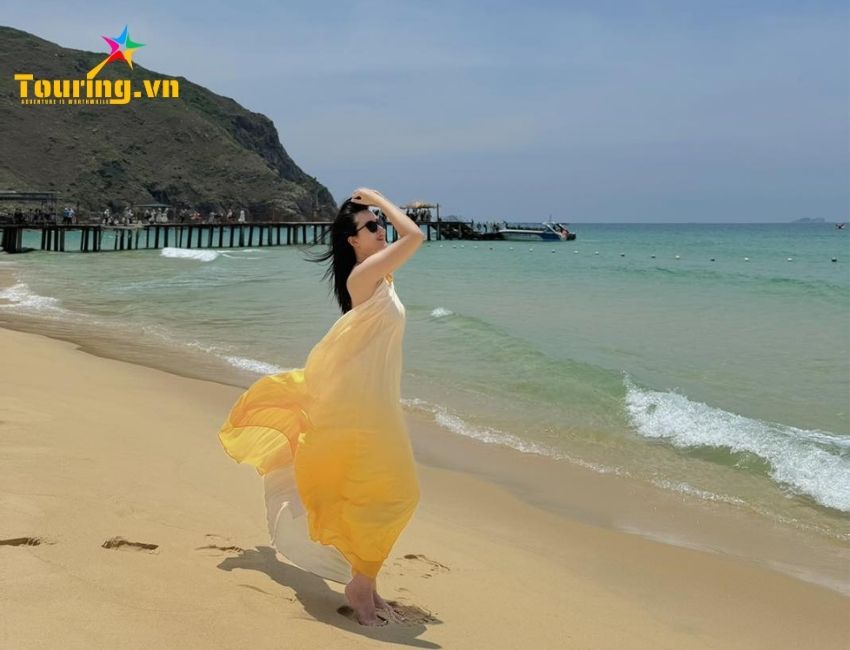 Cho thuê đồ du lịch Quy Nhơn SSS Shop