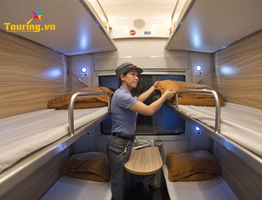 Giường nằm tàu lửa