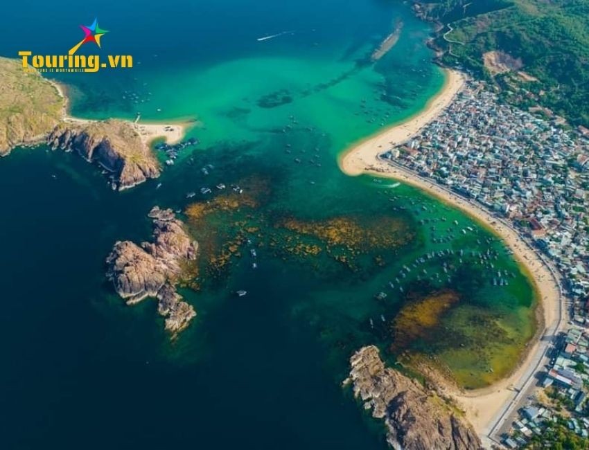 Làng chài Nhơn Hải
