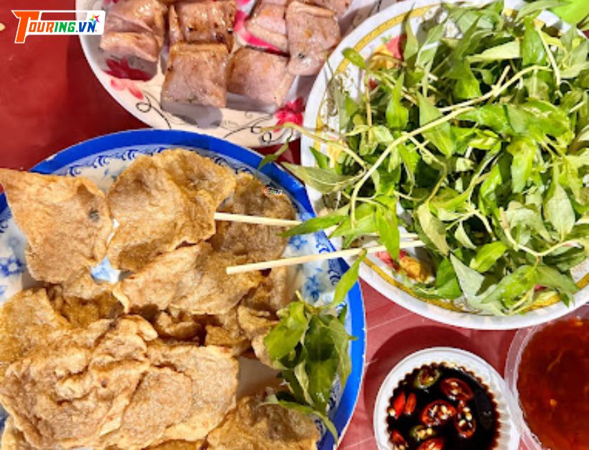 Quán ăn vặt Cô Bé Quy Nhơn