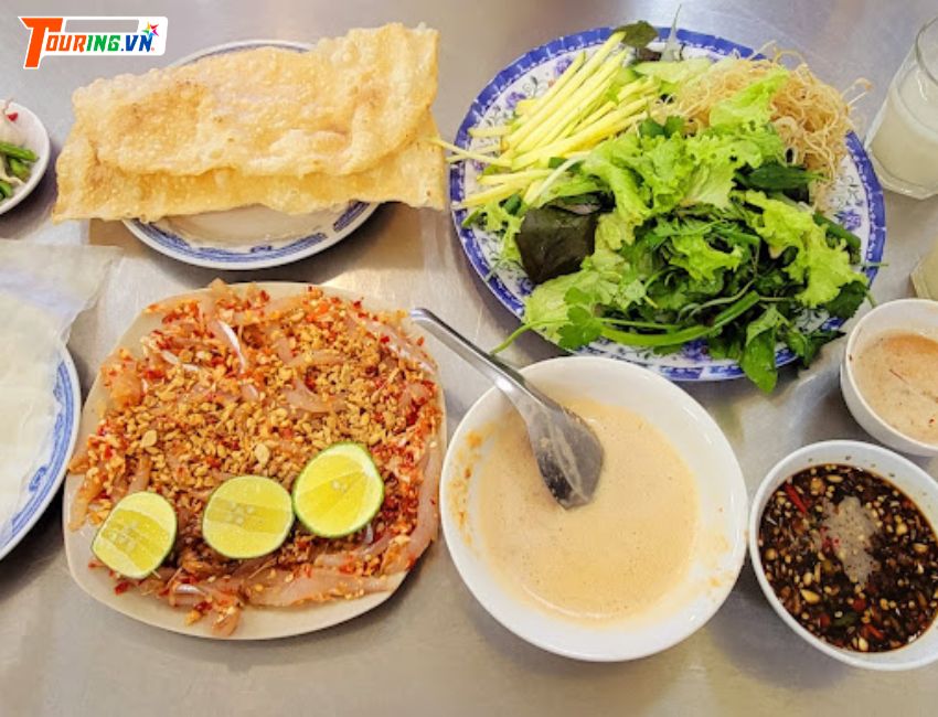 Quán gỏi cá Thanh Kiều