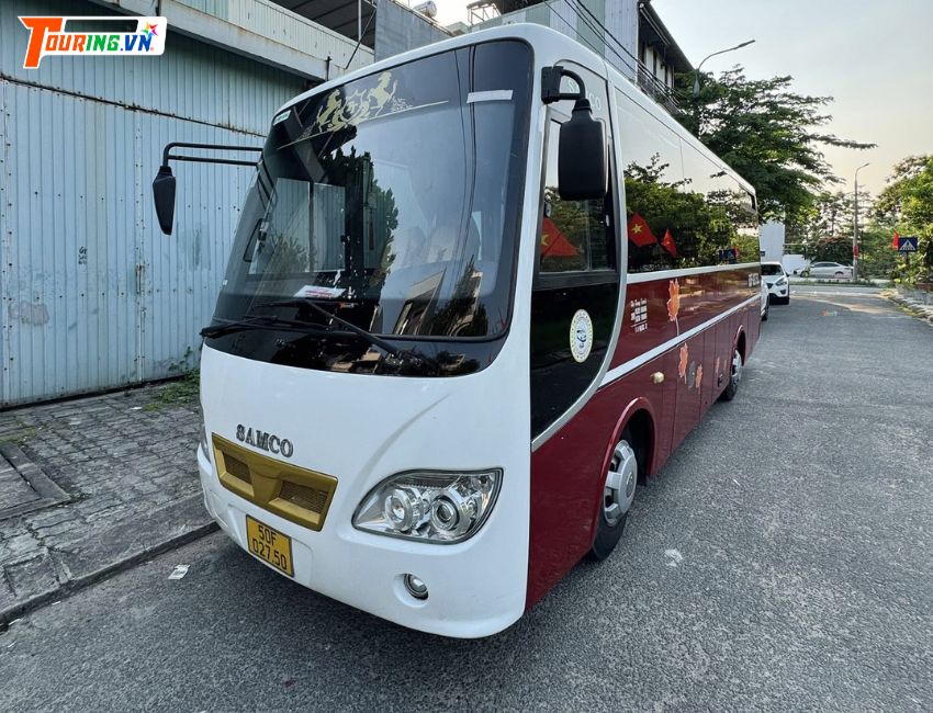 phục vụ đưa đón cán bộ, chuyên gia và nhân sự cấp cao tại khu công nghiệp Phú Tài